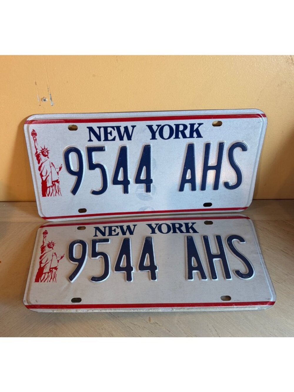 New York License Plates Statue Of Liberty Design 9544 AHS 12"x6" Collectible
